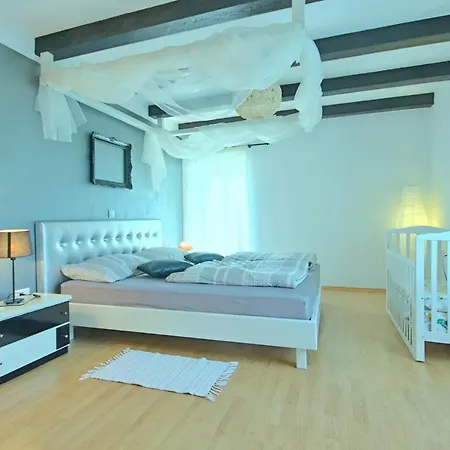 Villa Jona *