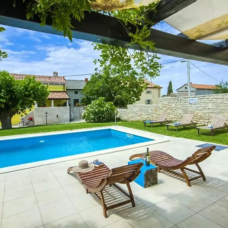 Villa Jona Zuzici